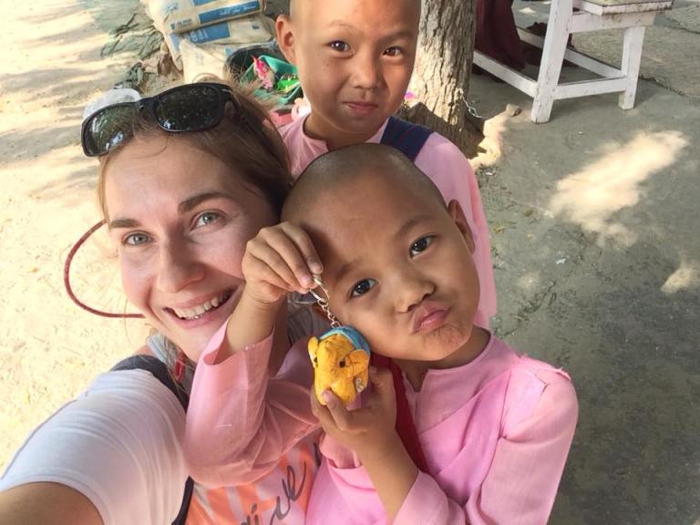 Pilot wycieczek w Azji